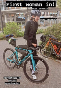 Hannah Ghazi-Idrissi beim Unknown Bike Race 2023